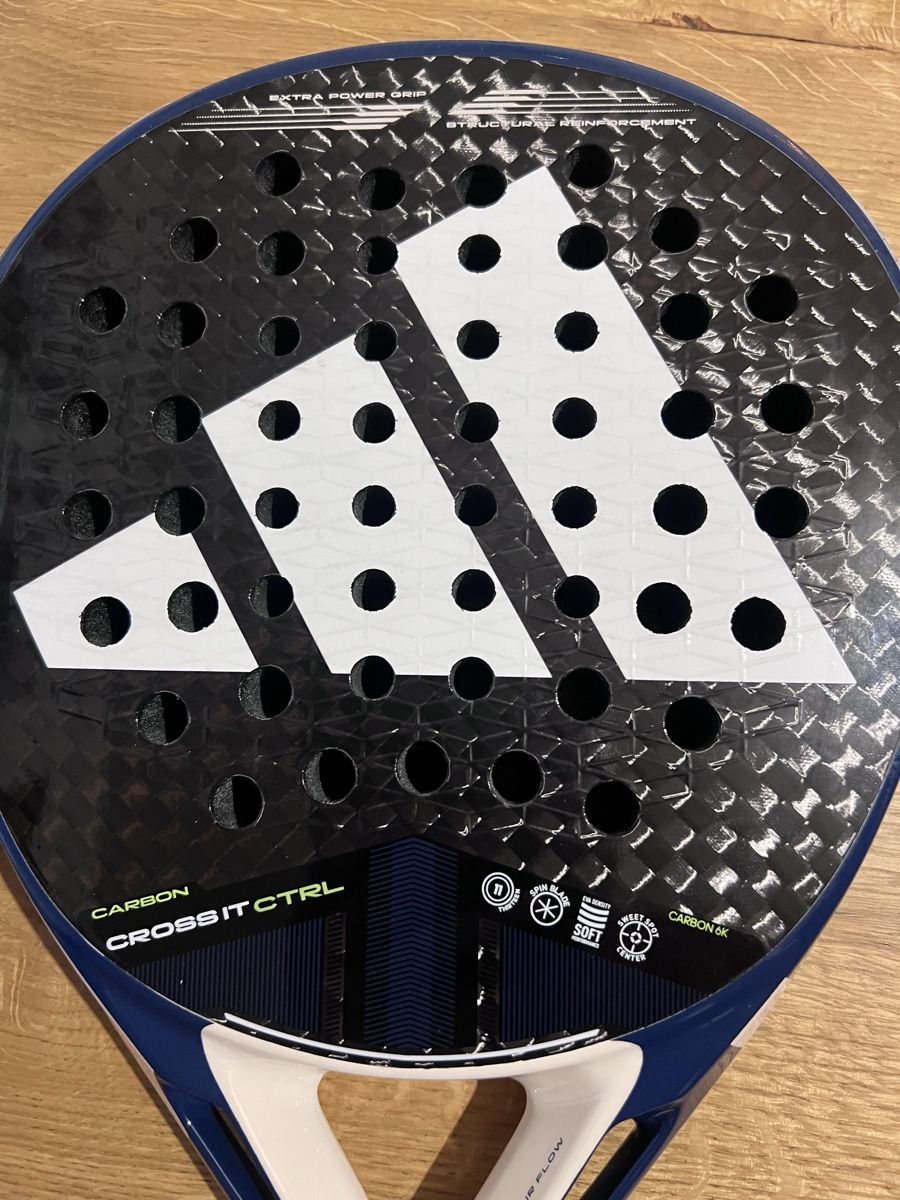 Adidas Racchette: Raquette de Padel Adidas cross it Carbon CTRL – Usato da Courtedoux venduto da Coks86 1