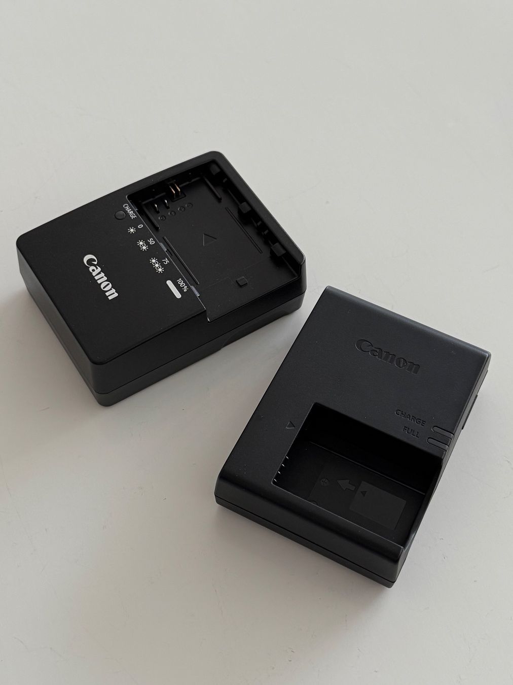 Canon Fotocamera: Canon EOS R50 V Package – Nuovo (secondo la descrizione) da Tafers venduto da Florent_Elshani 5