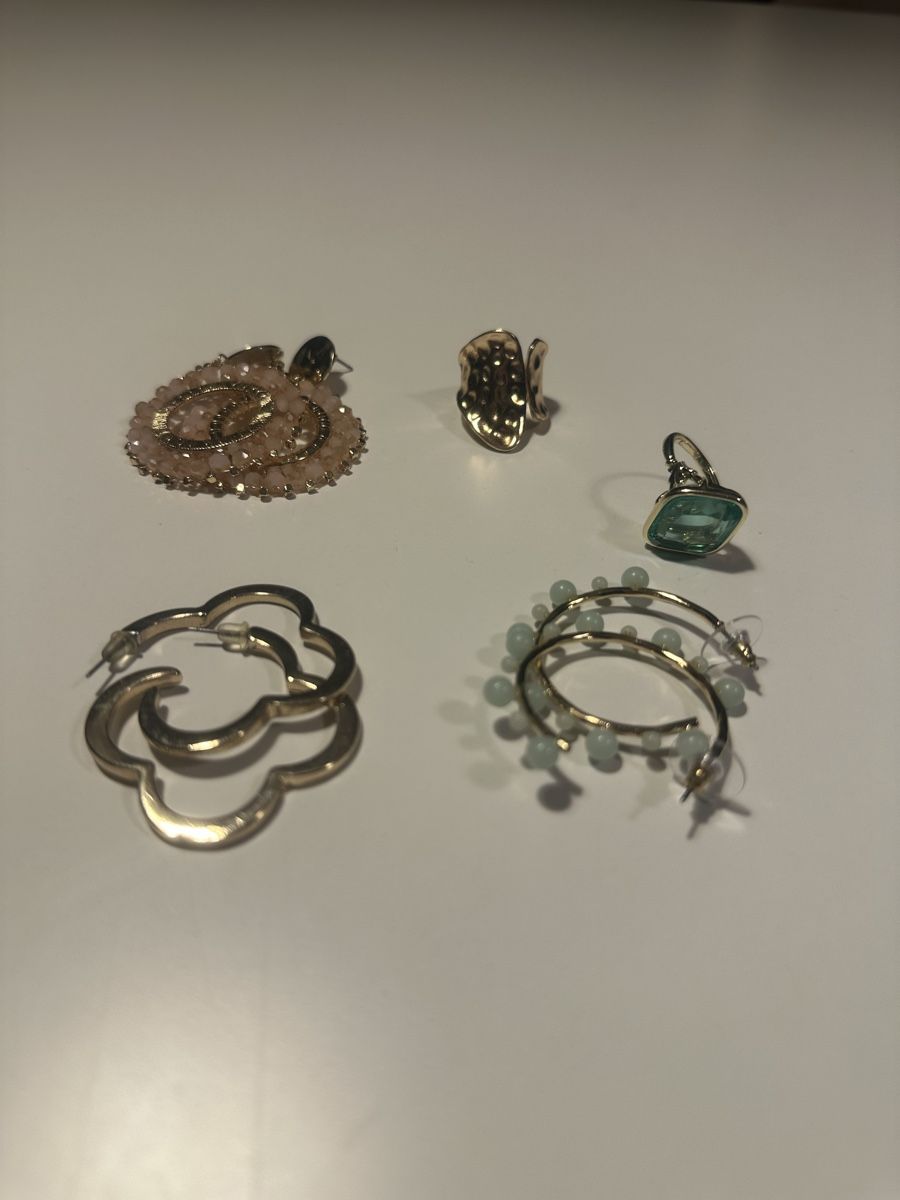 Altri gioielli: Schmuck Lot Gold - Modeschmuck neu – Nuovo (secondo la descrizione) da Diepoldsau venduto da Soleil0425 1