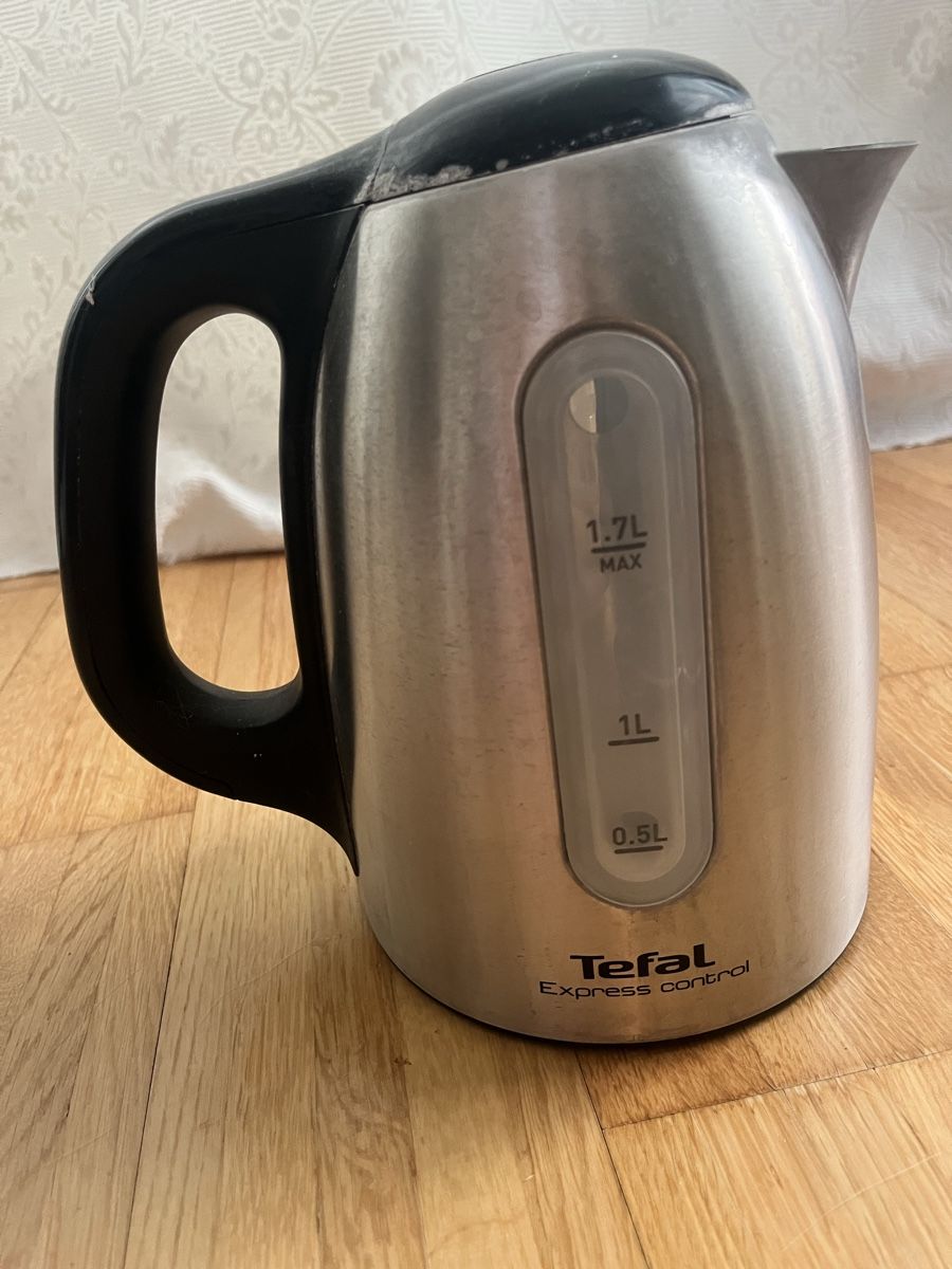 Tefal Bollitori: Tefal Express Control Wasserkocher – Usato da Rüti ZH venduto da baumzauber22