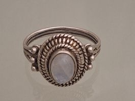 Silberring Mondstein 19cm.