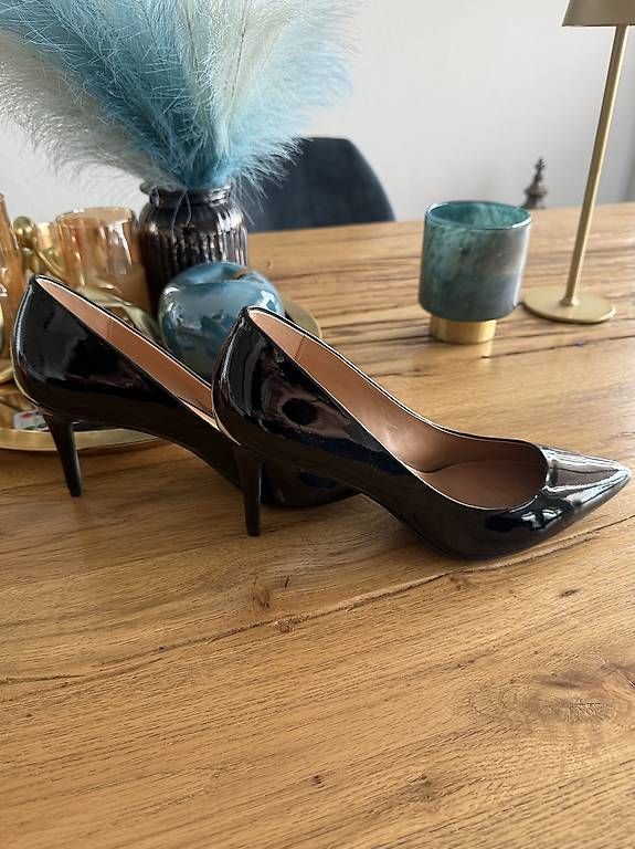 Damenschuhe: Calvin Klein Pumps – Gebraucht aus Oberwil BL von Linchen1185