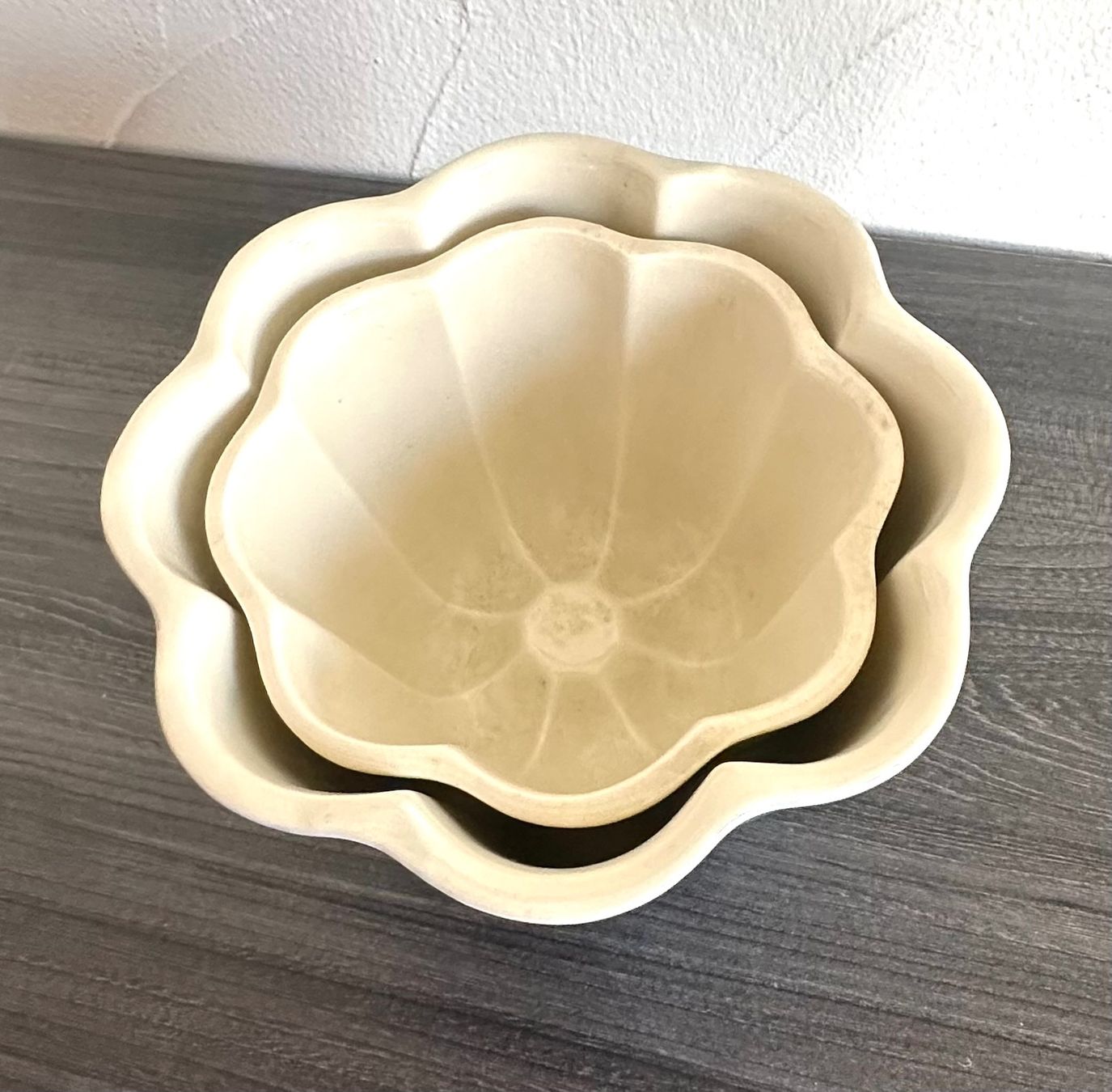 Rössler Ciotole: 2 Rössler Pudding Form, Blau & Gelb,   Ø 17/12 cm – Usato da Zürich venduto da brazerola 3