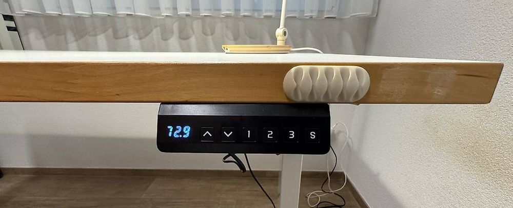 Scrivanie: Schreibtisch höhenverstellbar, elektrisch – Usato da Tenniken venduto da LTYZY 2