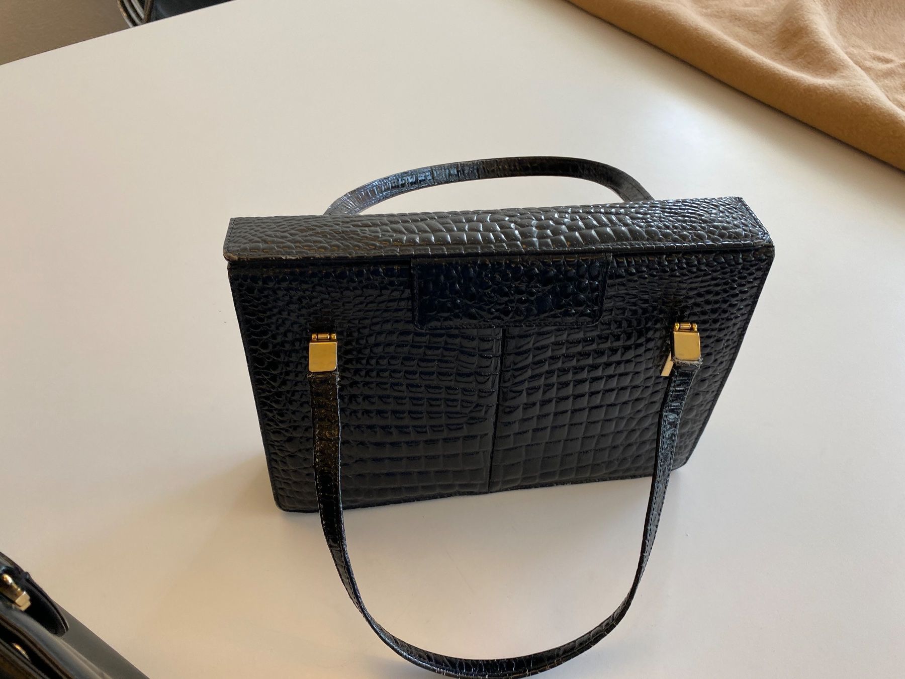Borse da donna: Handtasche – Usato da Herrliberg venduto da Julianopie 1