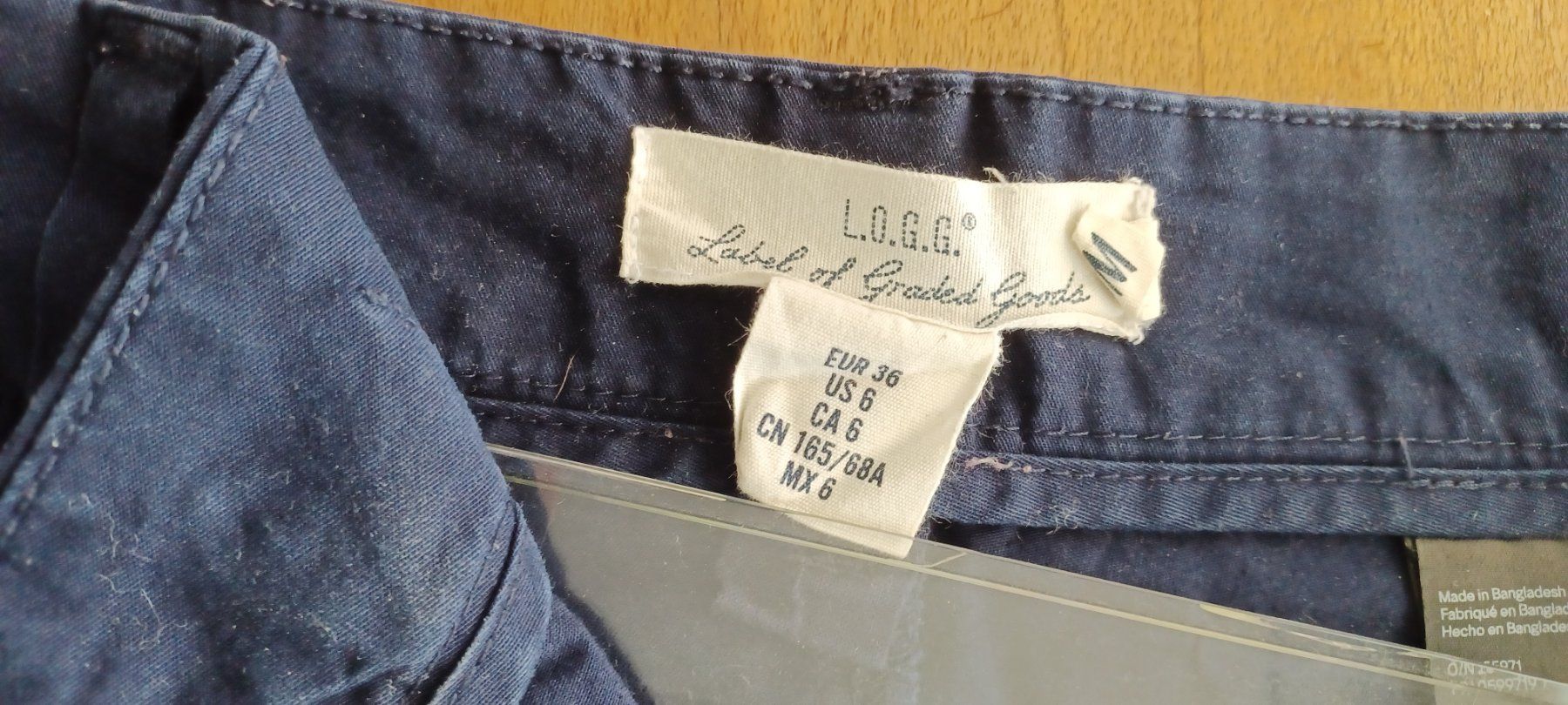 C&A Pantaloni: Damenshorts – Usato da Menziken venduto da Nikkimcanton 2