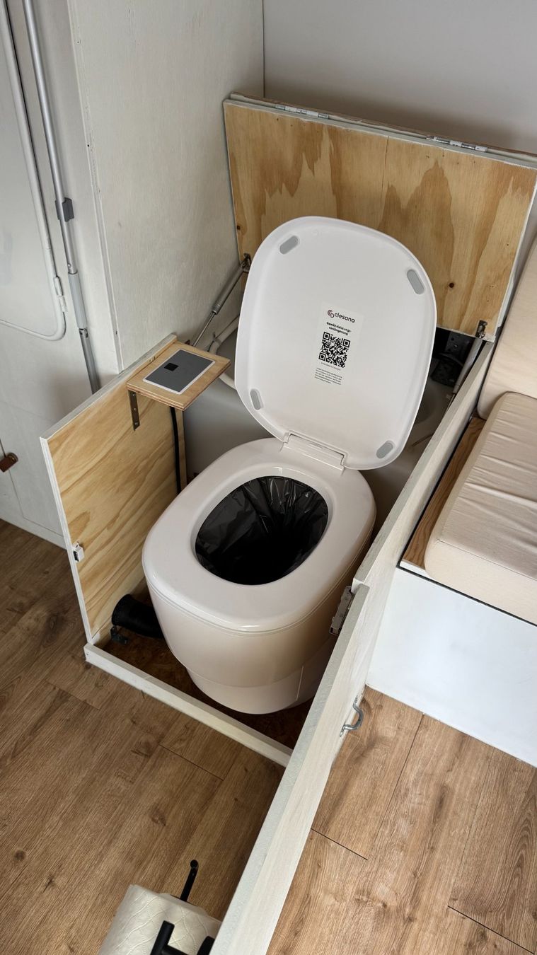 VW Veicoli da campeggio: Camper VW LT31 - Sven Hedin – Usato da Kriens venduto da 19Vespa79 5