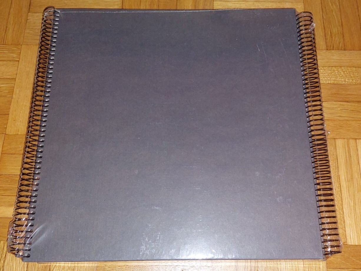 Album: 2 neue, originalverpackte Alben mit Spiralbindung – Nuovo e nell'imballaggio originale da Zürich venduto da Lindwurm-Festung