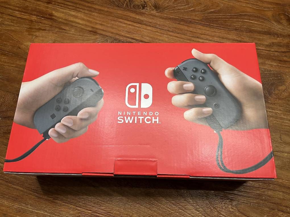 Nintendo Console: Nintendo Switch e accessori – Usato da Pura venduto da videodrome 2