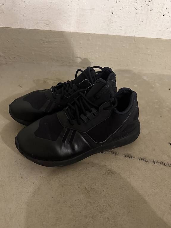 Scarpe da uomo: Adidas Schuhe – Usato da Langnau am Albis venduto da max081