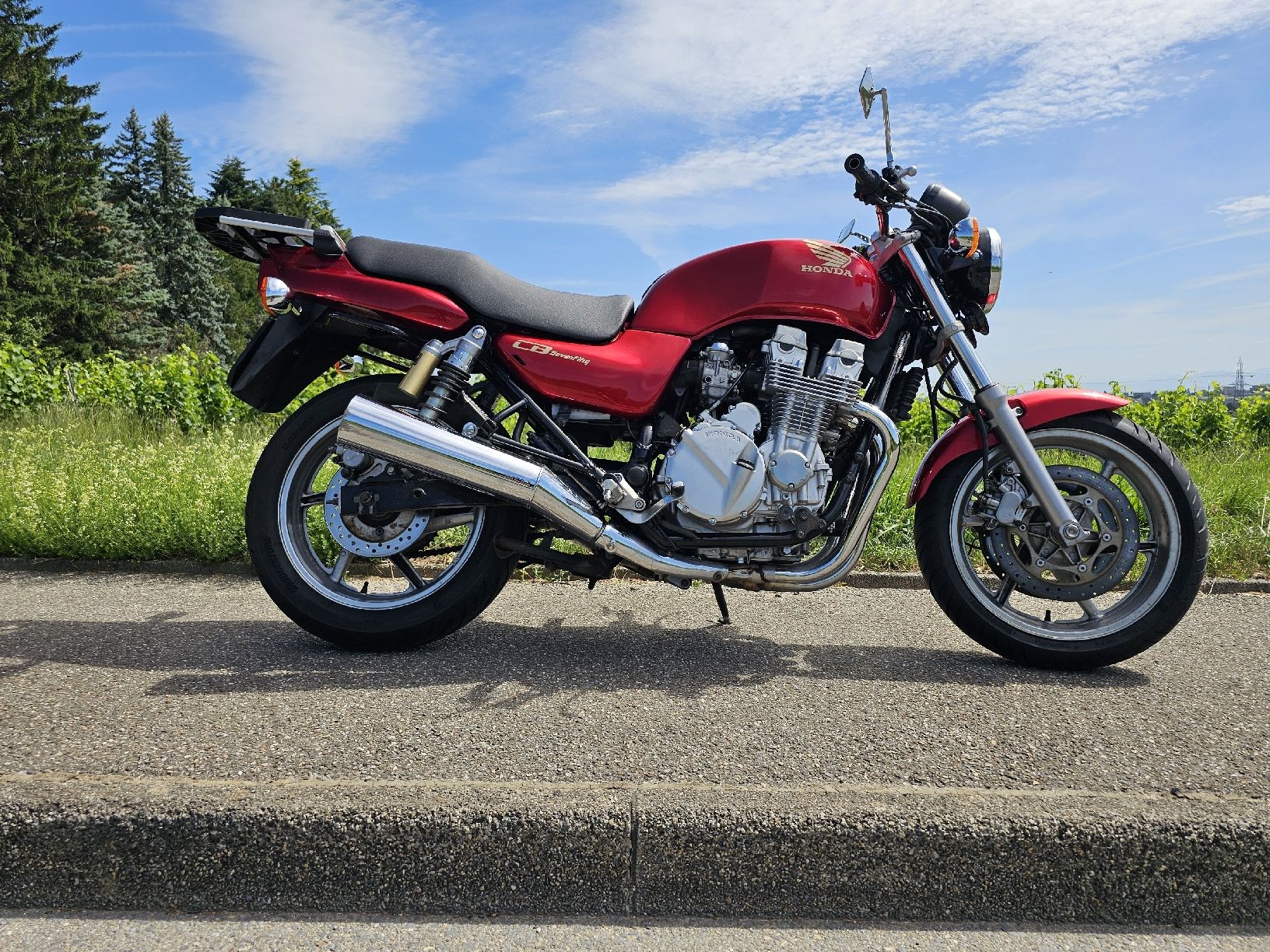 Honda Strasse: vends superbe Honda SevenFifty – Gebraucht aus Genève von top_k9ml