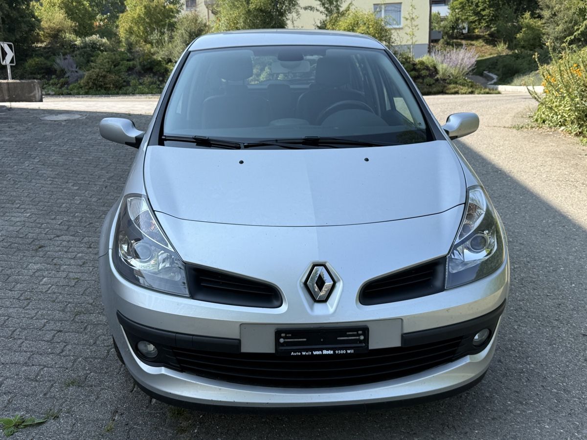 Renault Automobili: Renault Clio 1.6 104632 Km. – Usato da St.Gallen venduto da nouah 7