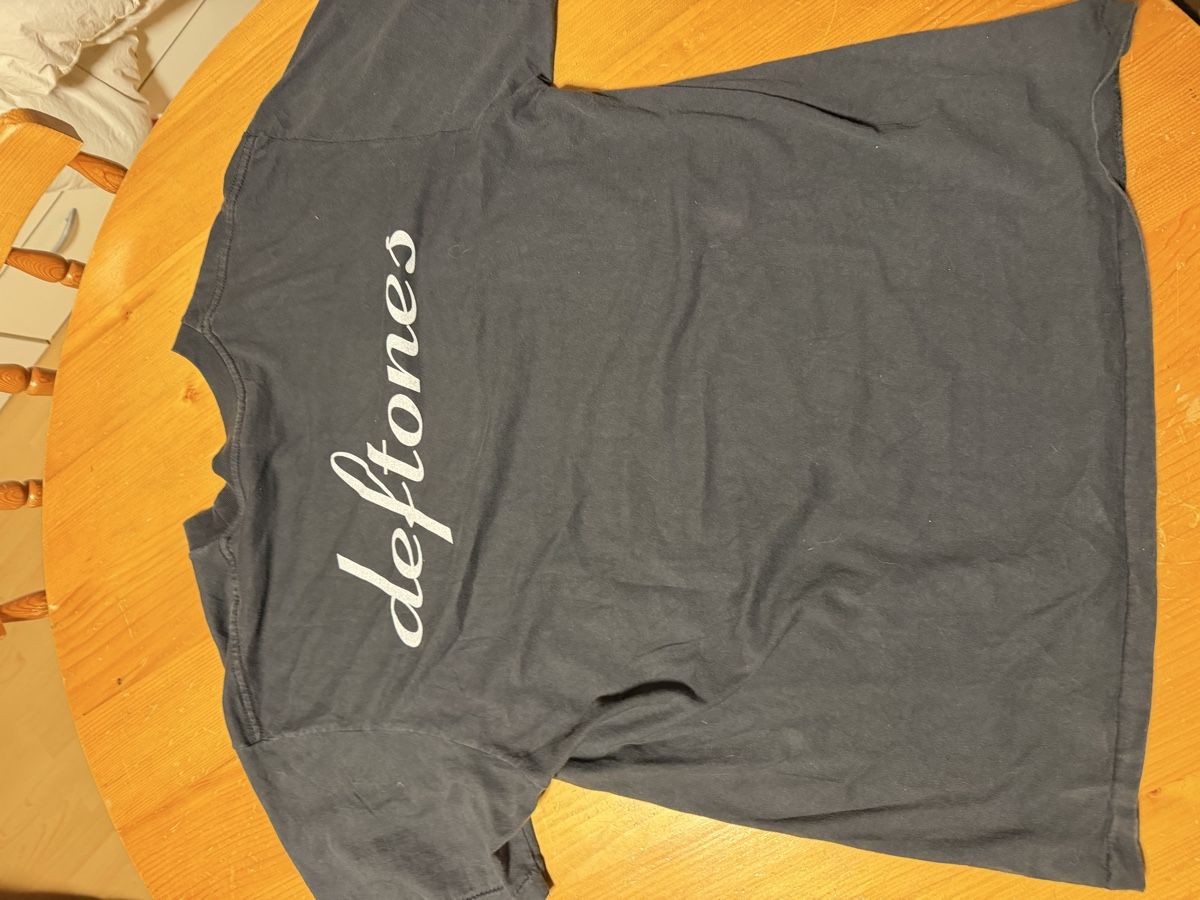 T-shirt: Deftones fan tschirt  – Nuovo (secondo la descrizione) da Zürich venduto da papaplatte 3