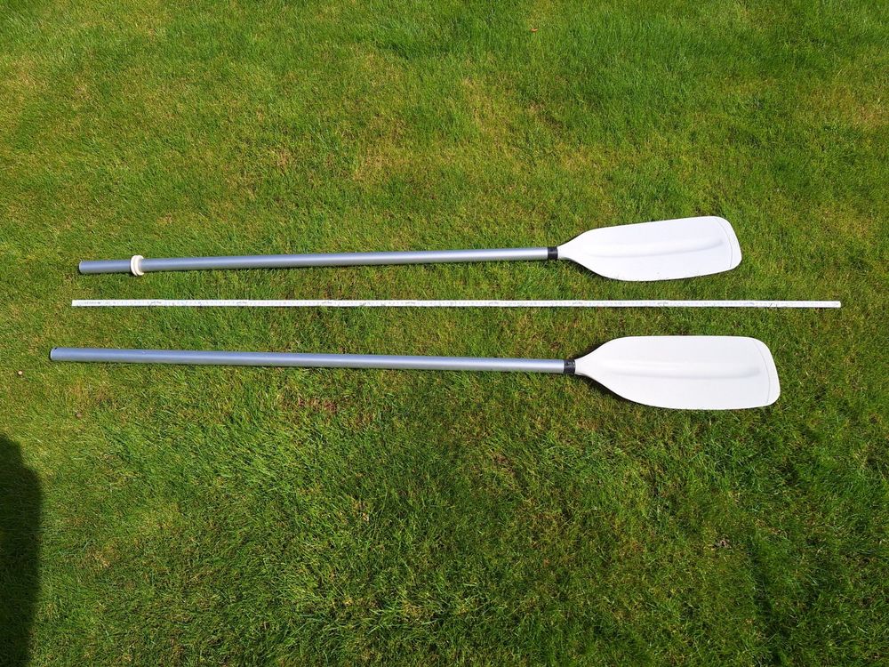 Set mit 2 Padel 160cm (Gebraucht) in Mellingen für CHF 5 – nur Abholung ...