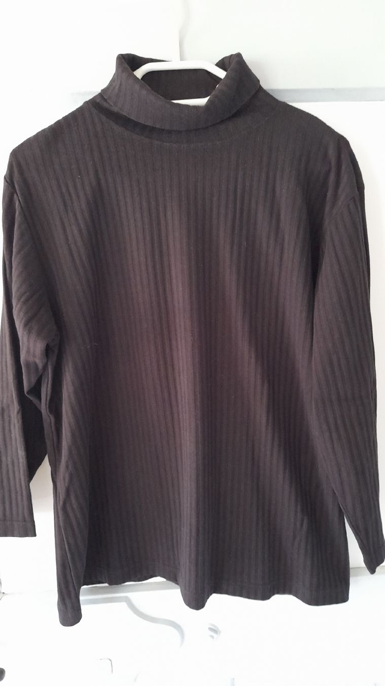 Maglioni & Felpe: Rollkragenpullover von De Ville, Gr. L – Usato da Nesslau venduto da Churfirsten08