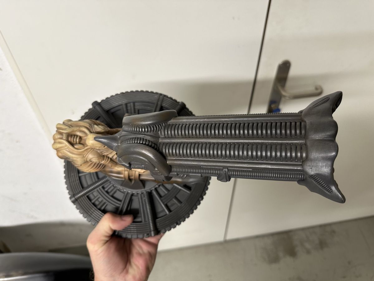 Figuren: Alien Space Jockey Modell Giger Palisades not Sideshow – Gebraucht aus Schlieren von Moviepropde 3