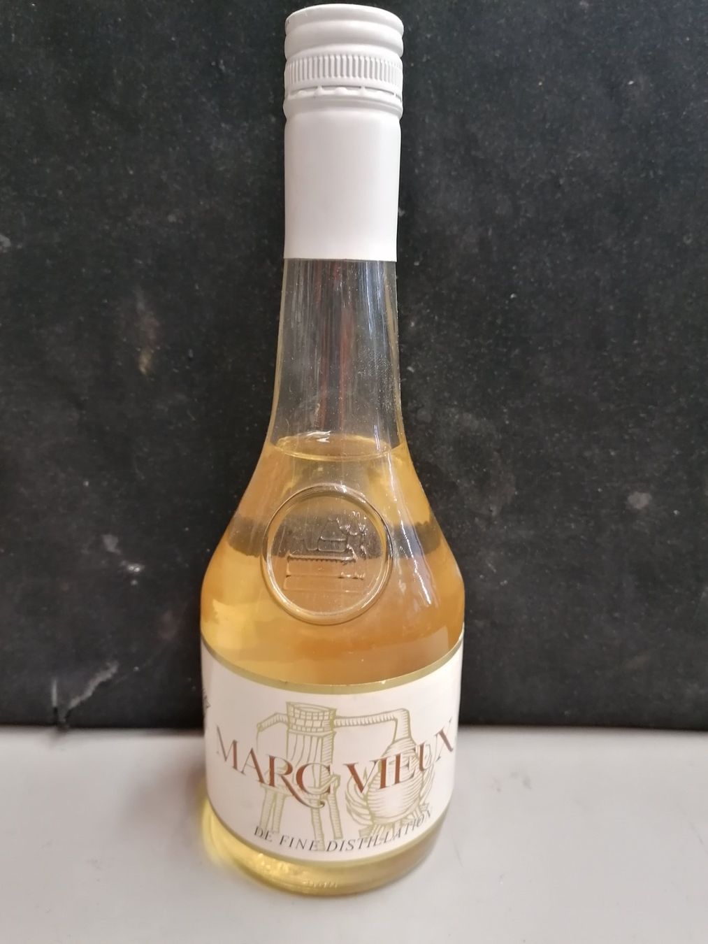 Bevande alcoliche: MARC VIEUX – Nuovo (secondo la descrizione) da Genève venduto da Leboucheoreilles