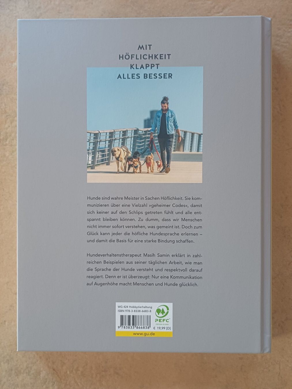 Libri: Buch "Sei höflich zu deinem Hund" – Usato da Roggliswil venduto da sas_b8c8 1