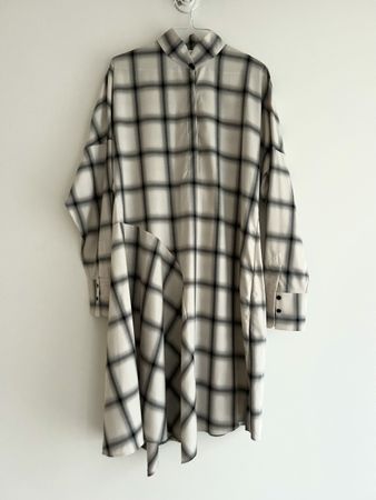 Cool check shirt dress Akris Punto 34