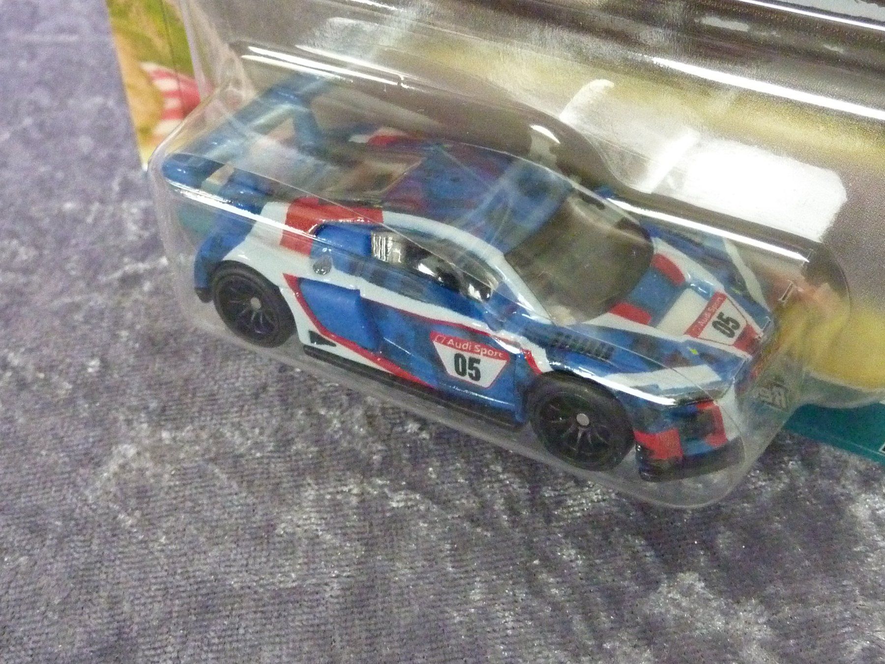 Hot Wheels Modellini d'auto: Audi R8 LMS 1:64 – Nuovo e nell'imballaggio originale da Dürrenäsch venduto da Cobra1ch 2