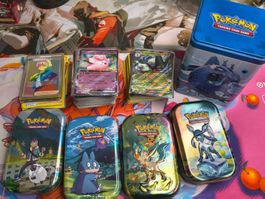 Über 250 Pokemonkarten inkl. Holo, Reverse, V & ex Karten