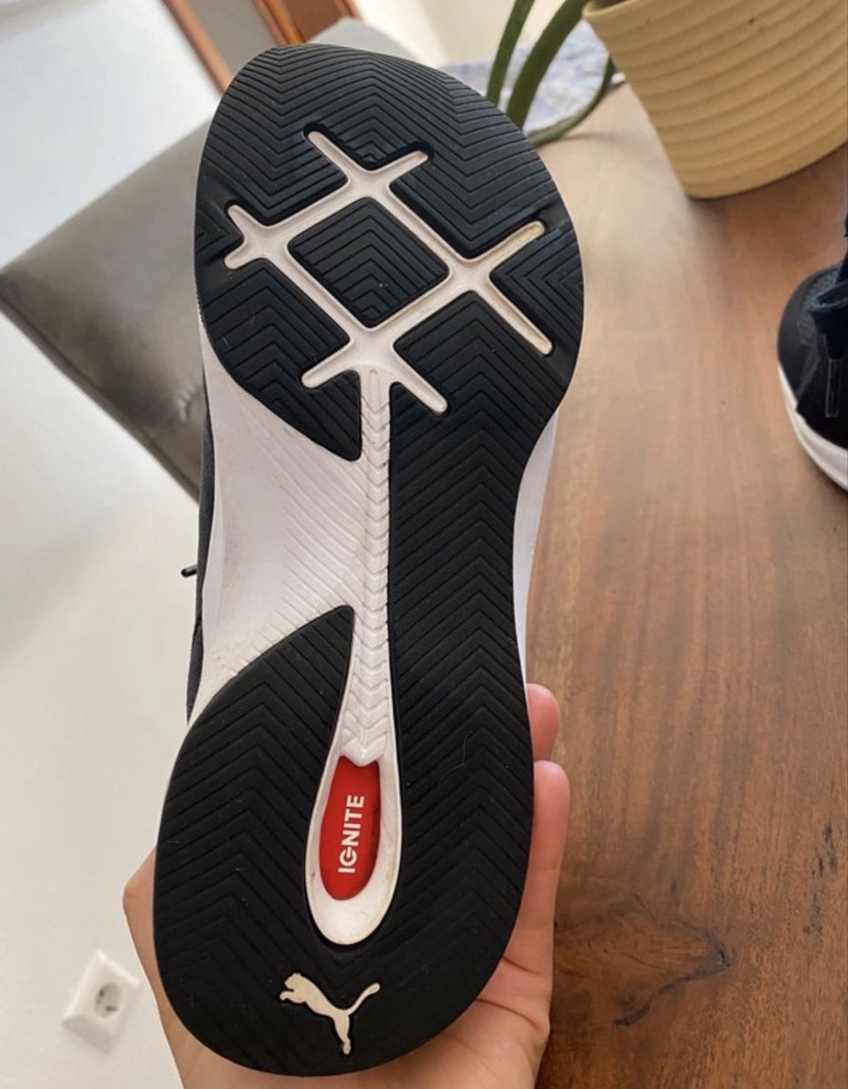 Puma Damenschuhe: Puma Sneakers, Schwarz, Grösse 37 – Gebraucht aus Olten von bir_k96n 3