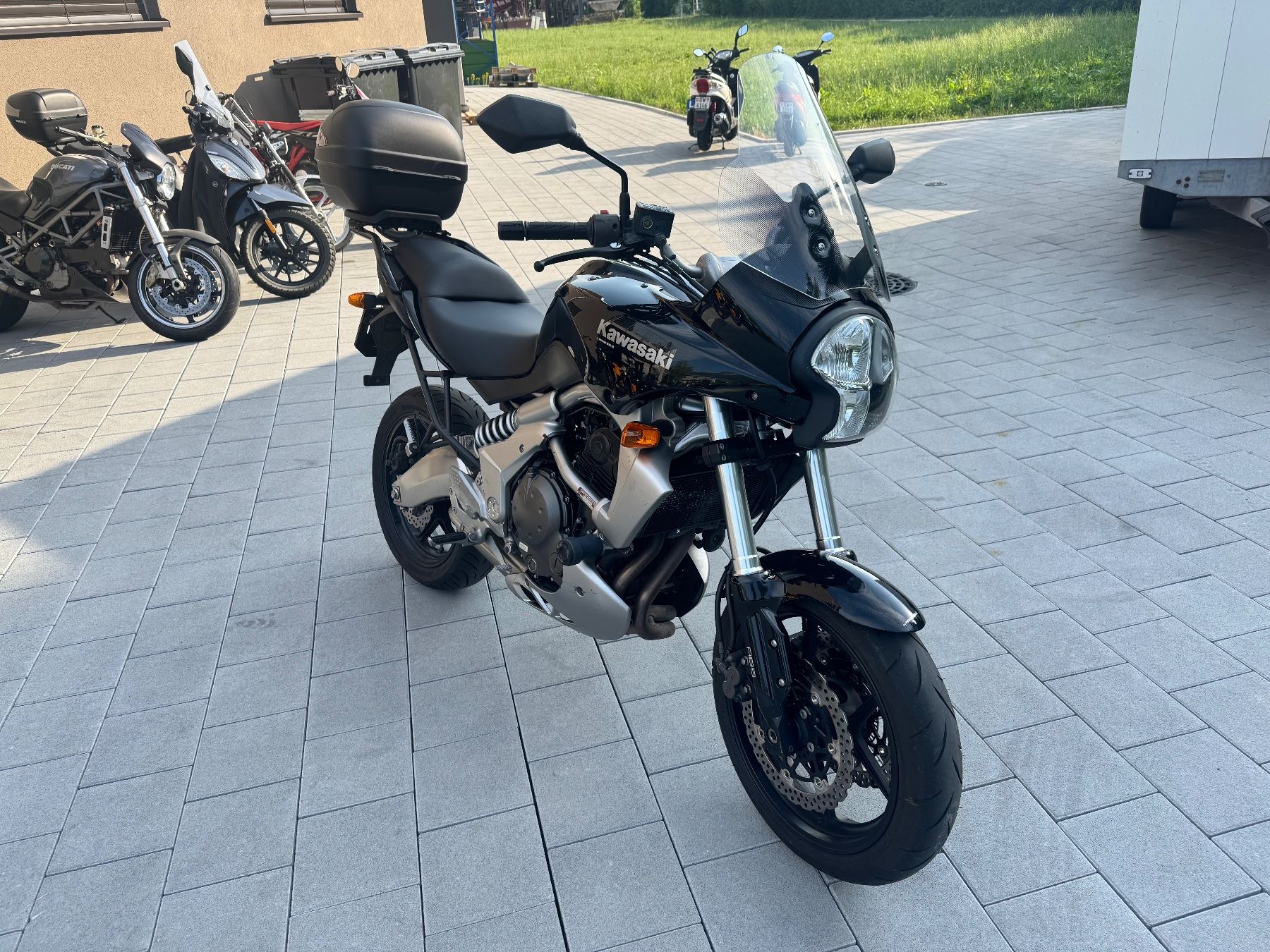 Kawasaki Touring: Kawasaki Versys 650 – Usato da Sarnen venduto da auer-power-gmbh