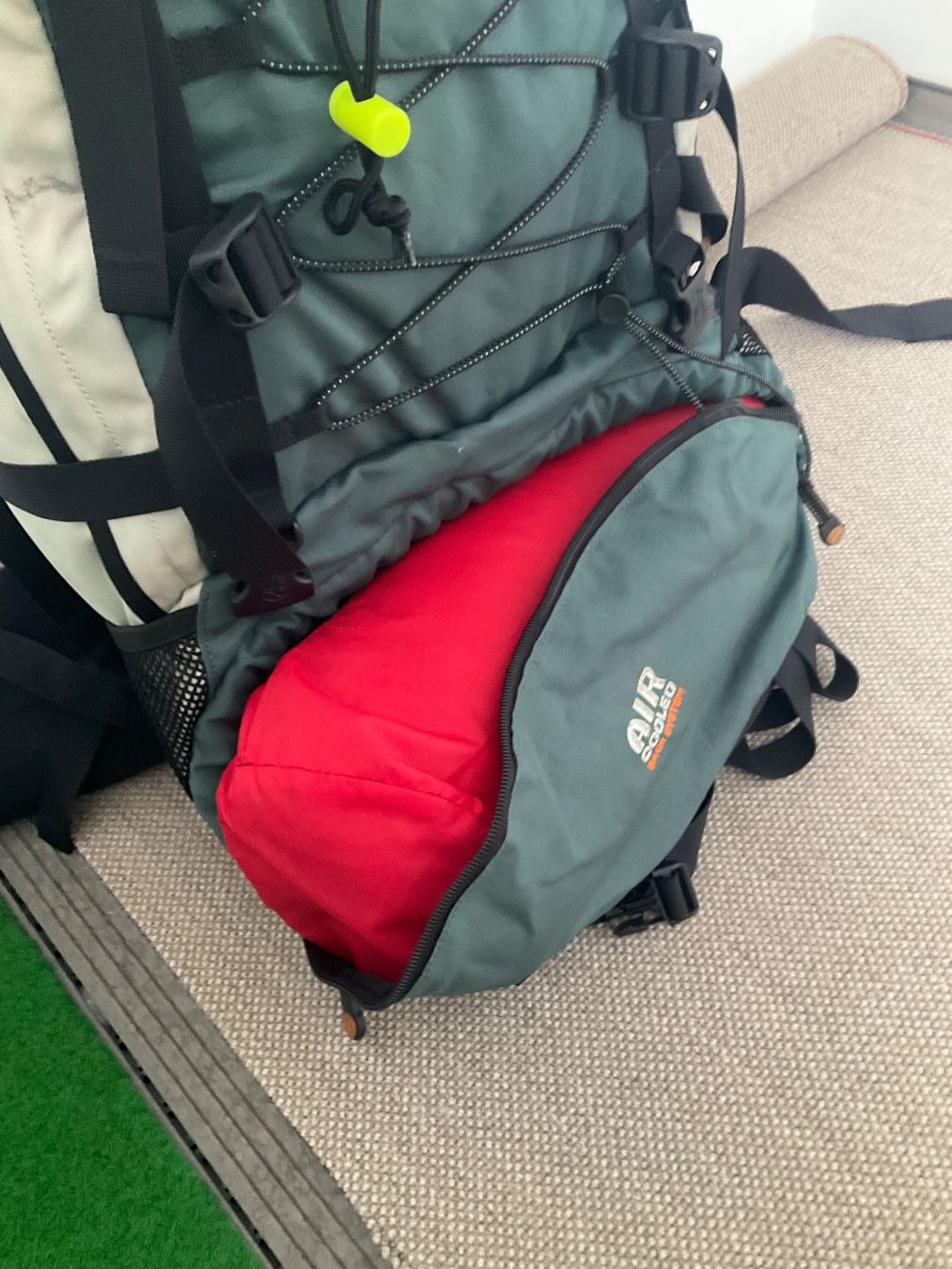 Sacs à dos: Reise Rucksack – D'occasion à Hittnau par Bachmann11 3