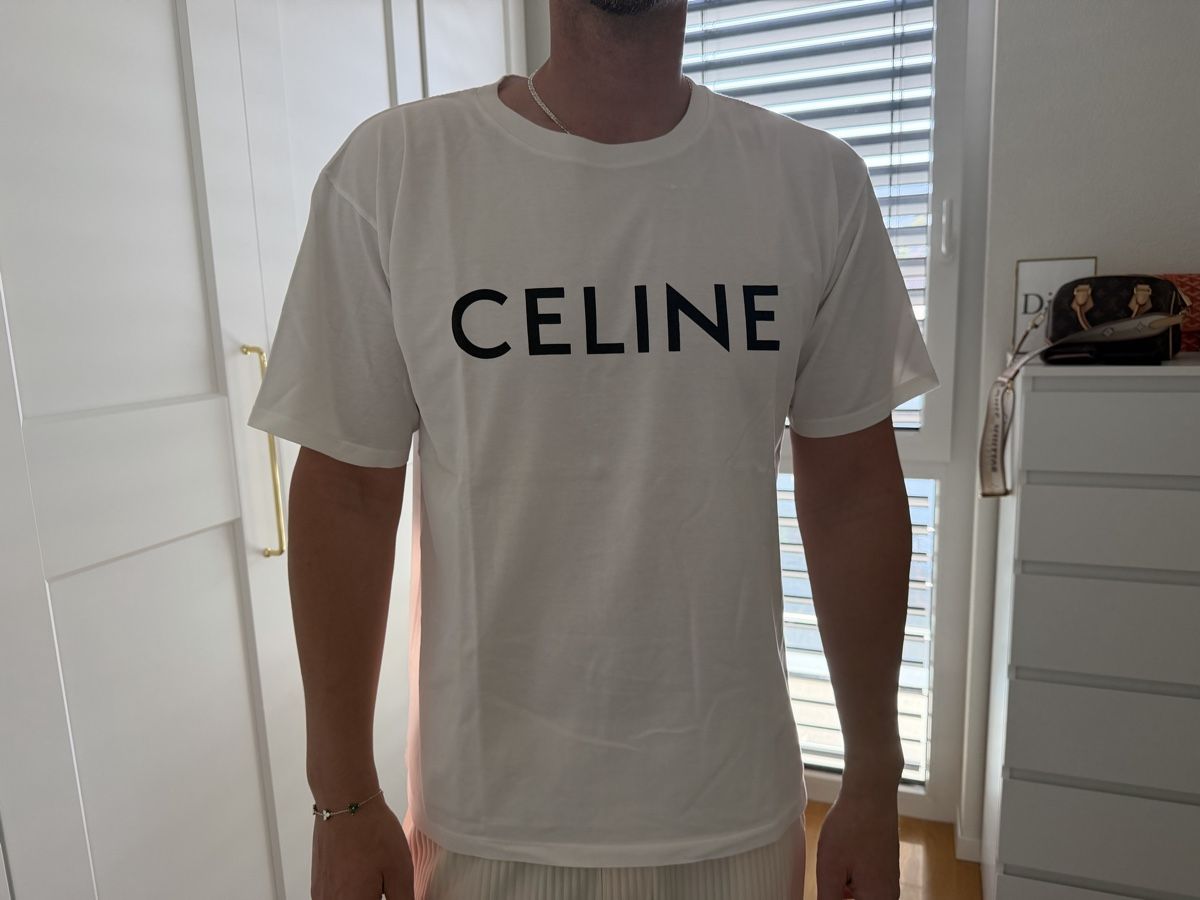 T-shirt: CÉLINE Xl Oversized – Usato da Cortaillod venduto da auraya22
