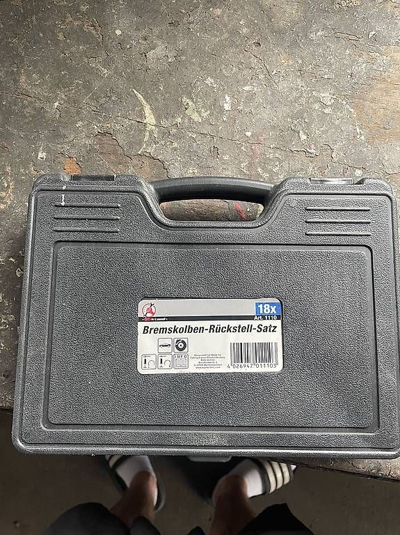 Tous les outils: Bremskolben-Rückstell-Satz – D'occasion à Altstätten SG par luk_y5gw 1