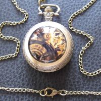 Umhängeuhr Zahnräder Räderwerk Steampunk