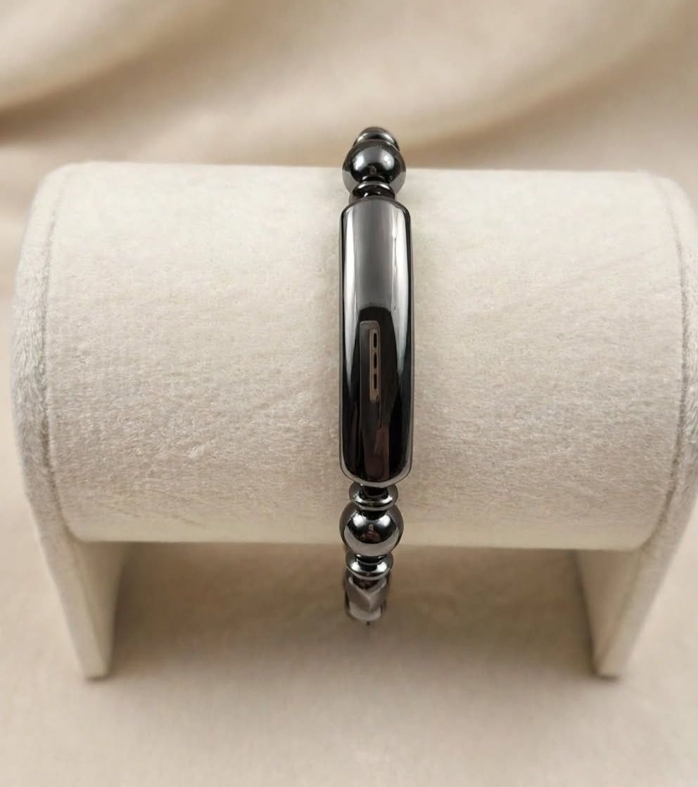 Bracciali & Braccialetti: Bracciale uomo in ematite nera con elemento centrale – Nuovo (secondo la descrizione) da Giubiasco venduto da Stefaniav 4