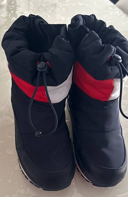 Scarpe per ragazzi: Bottes tommy hilfiger 32 – Usato da Renens VD venduto da mary184