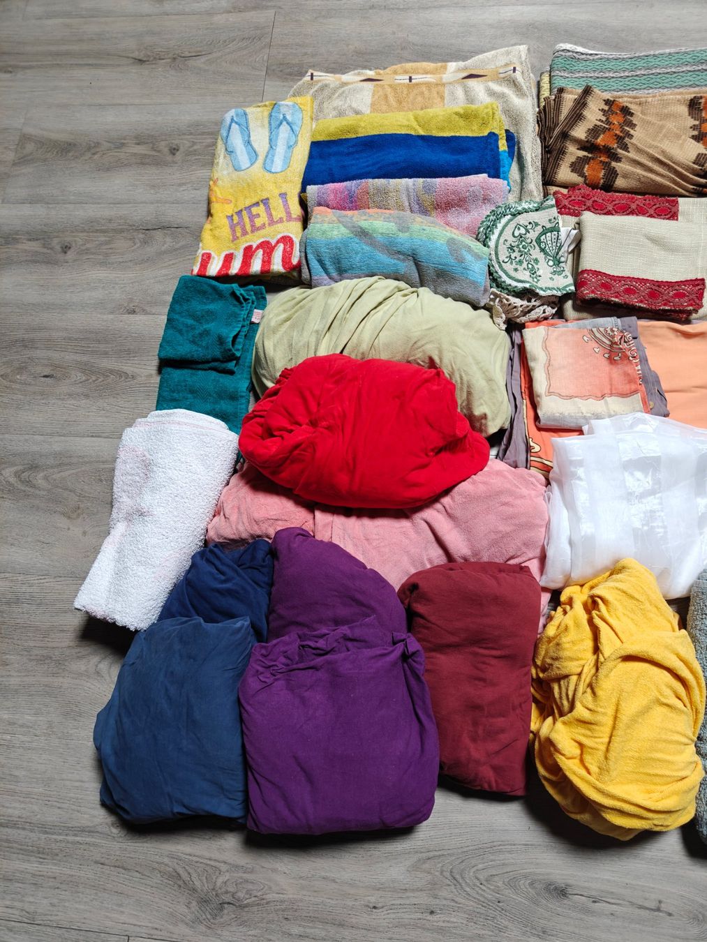 Tissus: 70 Teilig Stoff usw. – D'occasion à Bätterkinden par Elefantenzoo 1