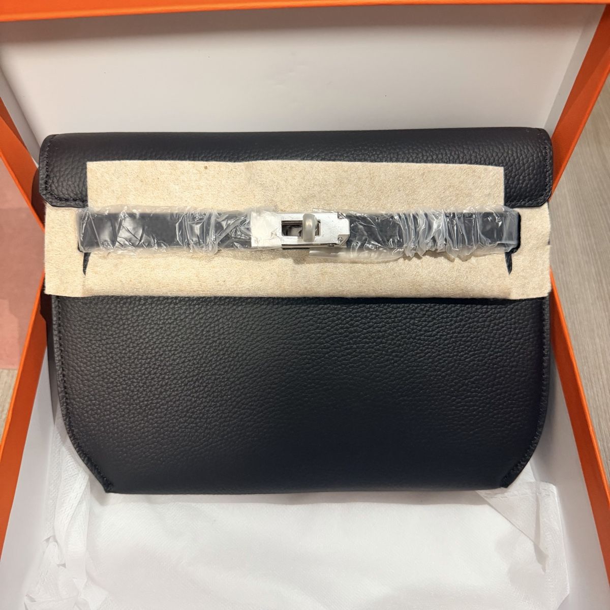 Borse: Pochette en cuire véritable – Nuovo e nell'imballaggio originale da Echallens venduto da Aleks_shop 3