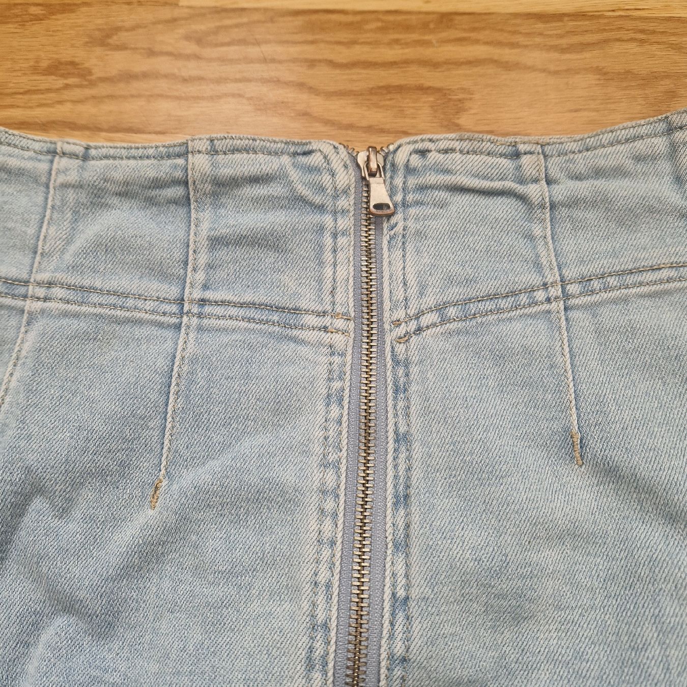 H&M Gonne: Jeansrock Rock hellblau Reissverschluss Gr. 36 – Usato da Frenkendorf venduto da gca_d2qp 2
