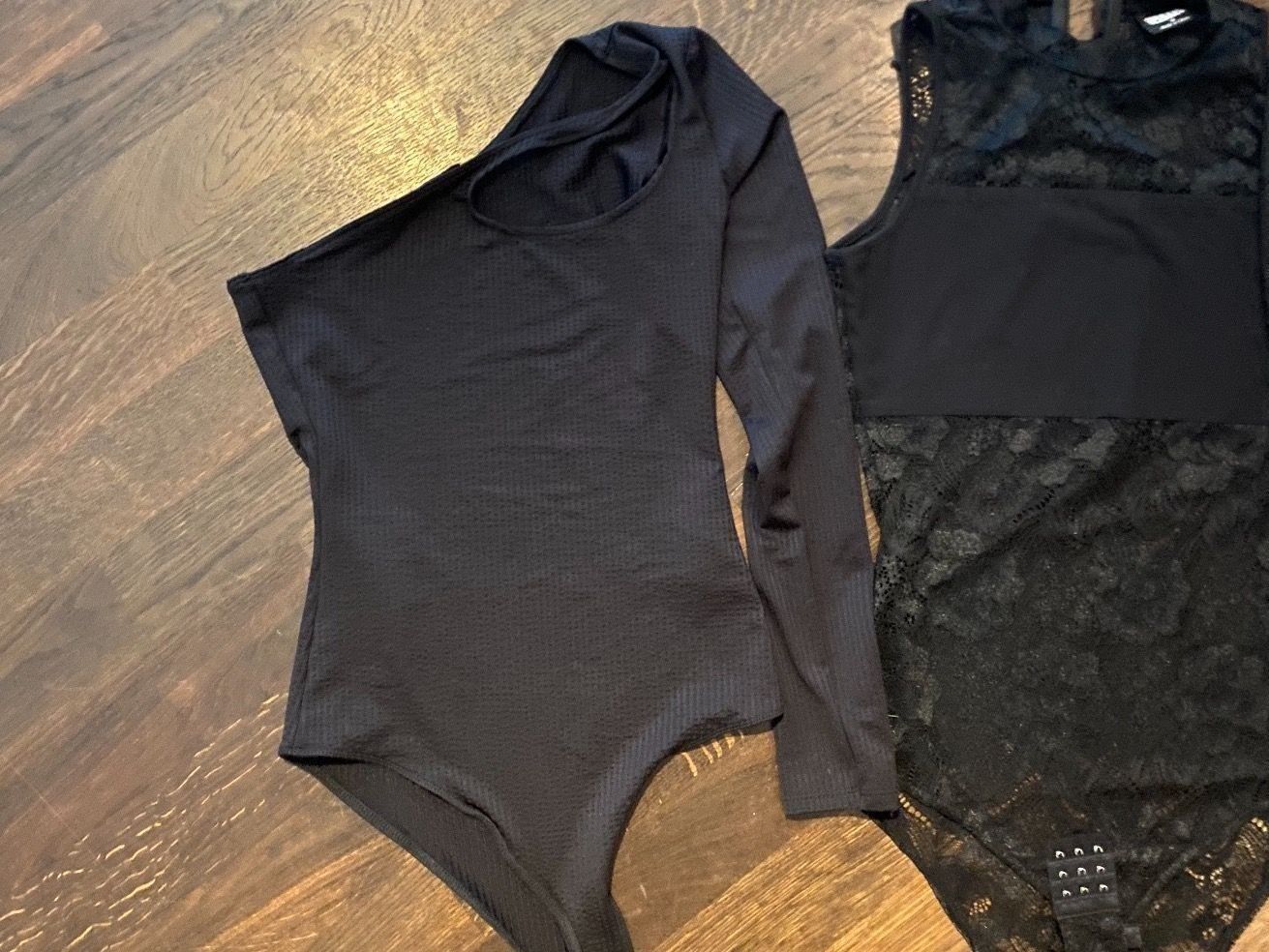 Altra biancheria intima: Schöne Bodys mit Spitze Gr. S – Nuovo (secondo la descrizione) da Gattikon venduto da Sunshine4. 4