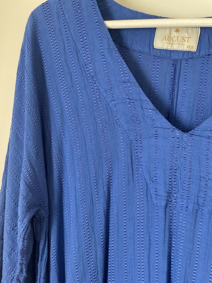 Robes: AUGUST Designer Kleid Grösse M – D'occasion à Worben par Fesera 1