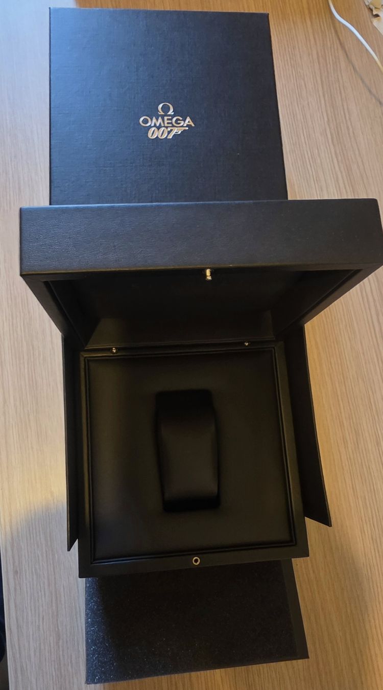 Omega Uhren: Omega Skyfall Box Ecrin 007 – Neu (gemäss Beschreibung) aus Neuchâtel von mywatch4u 7
