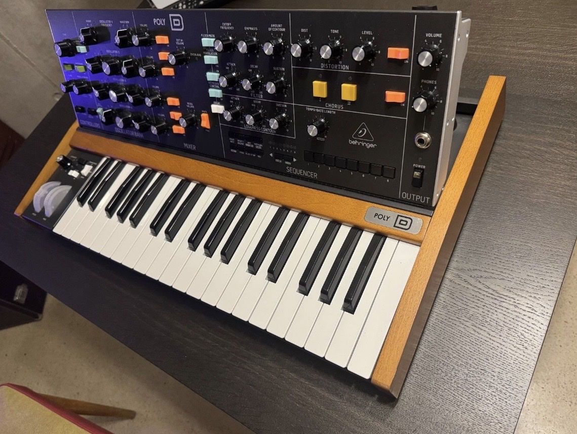 Behringer Musikinstrumente: Behringer Poly D – Gebraucht aus Zürich von max_2hhs 1