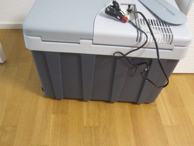 Mobicool Frigoriferi & Refrigeratori: Kühlbox Mobil 40l – Usato da Ehrendingen venduto da salvi1995 9