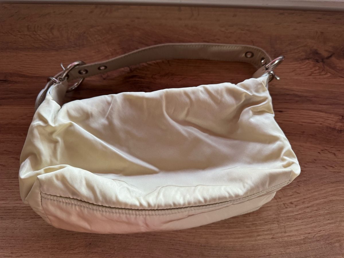 Prada Borse da donna: Sac Prada vintage – Usato da Meinisberg venduto da KristinaaL 2