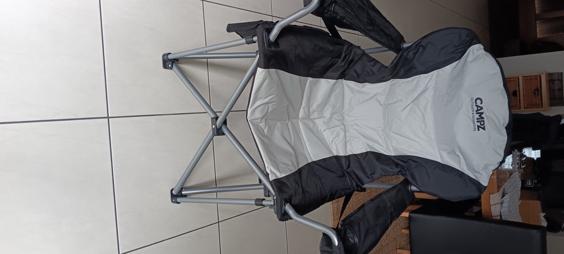 Chaises: Robuster neuwertiger Campingstuhl – Neuf (Voir description) à Glis par Extens5