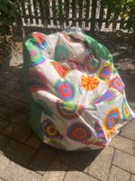 Farbenfroher Sitzsack im Retro-Look – handgefertigt