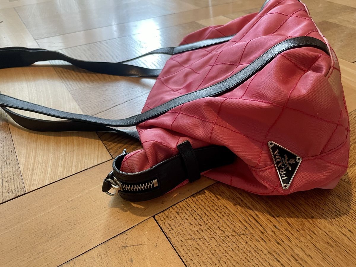 Prada Borse da donna: Prada Tasche pink, alt und stylisch – Usato da Zürich venduto da Willy_Wonka 7