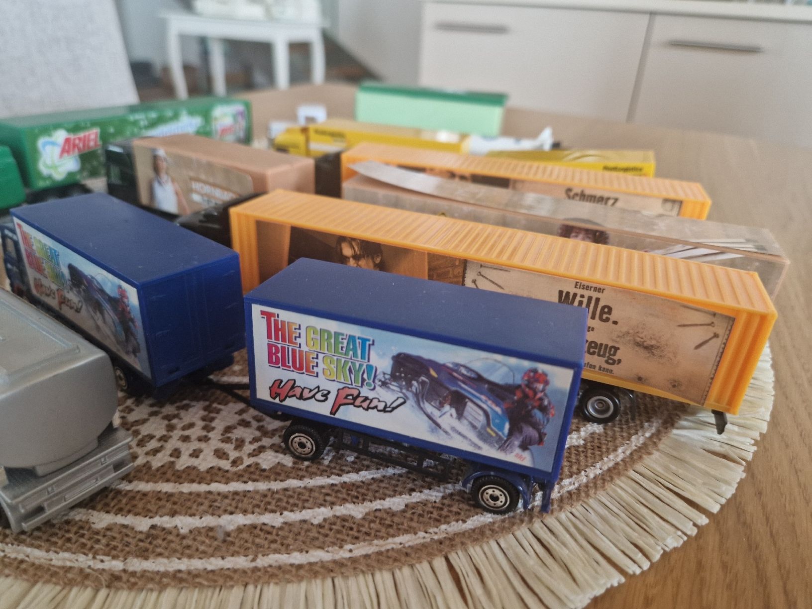 Spielzeuge: Grosse Sammlung von Spielzeug-Lastwagen – Gebraucht aus Meggen von GoncallvesTiago21 4