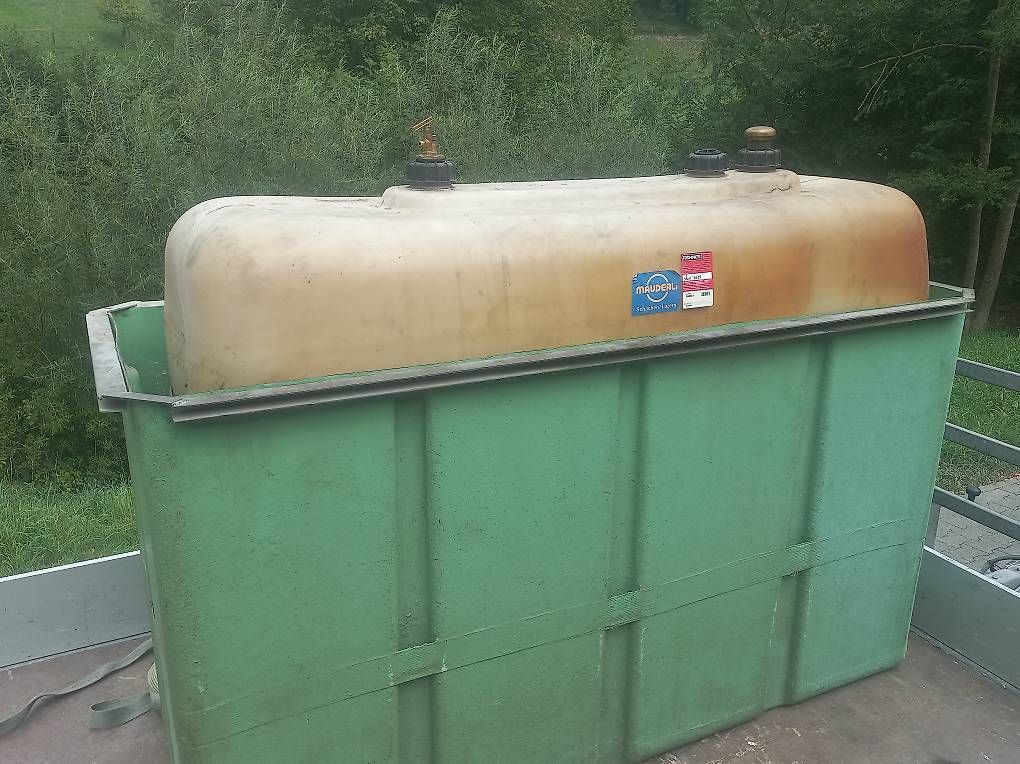 Riscaldamento: Oeltank, Dieseltank, Wassertank – Usato da Werthenstein venduto da joniace