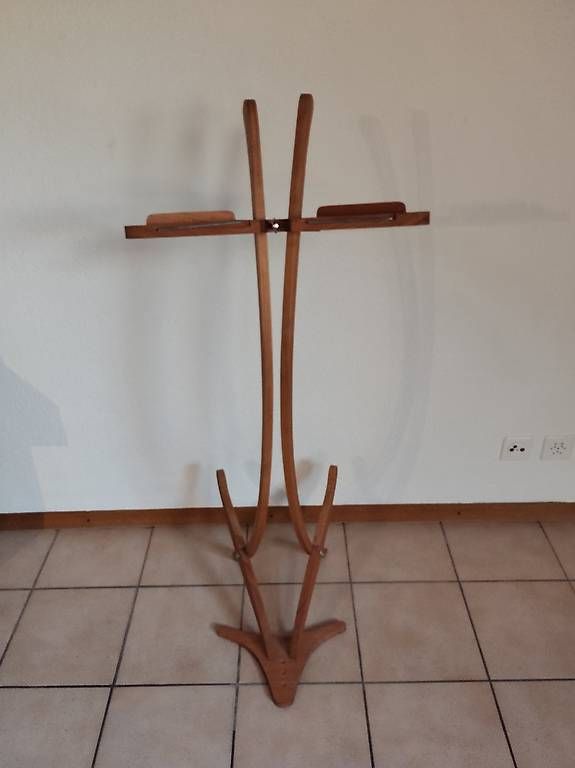 Strumenti musicali: Lutrin et support pour violoncelle – Usato da Morges venduto da Tanguy_S