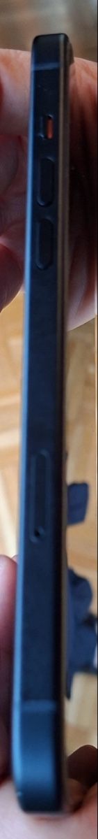 Apple Telefoni cellulari / Smartphones: iPhone 15 Plus, Noir, 93% batterie, 128GB – Usato da Sion venduto da papette 2