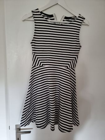 Sommerkleid schwarz weiss gestreift